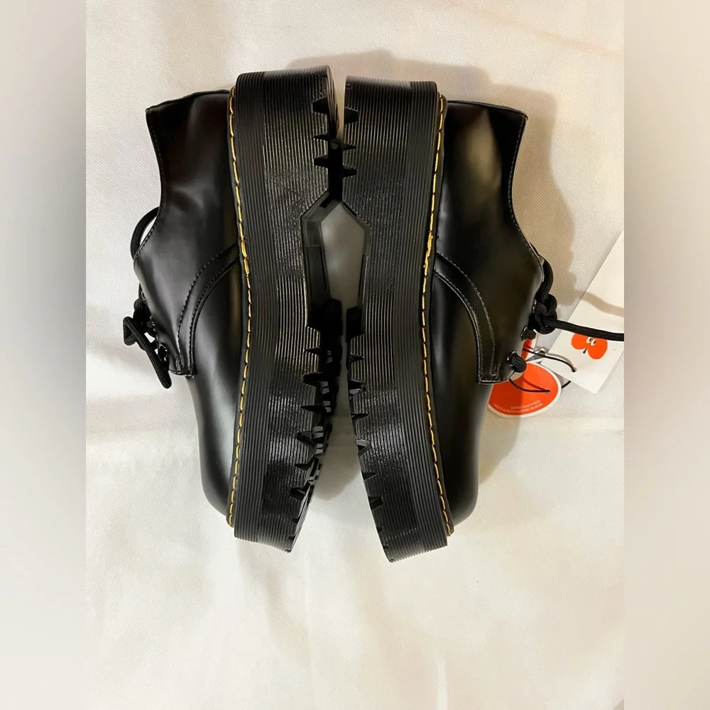 Platform Loafers tie up NWT individually wrapped gorgeous black shoes - Picture 6 of 9